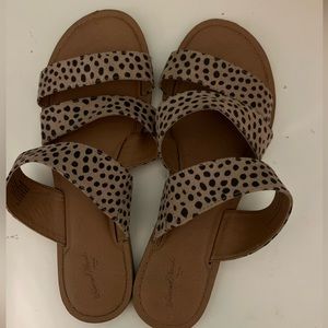 Universal Thread leopard print sandals